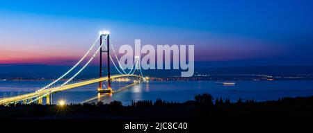 1915 Canakkale Bridge a Canakkale, Turchia. Il ponte sospeso più lungo del mondo è stato aperto in Turchia. Turco: 1915 Canakkale Koprusu. Collegare il ponte la Foto Stock