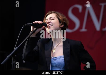 Oslo, Norvegia. 10th giugno 2022. Il cantante e cantautore americano Snail Mail suona un concerto dal vivo durante il festival musicale norvegese Loaded Festival 2022 di Oslo. (Photo Credit: Gonzales Photo/Alamy Live News Foto Stock