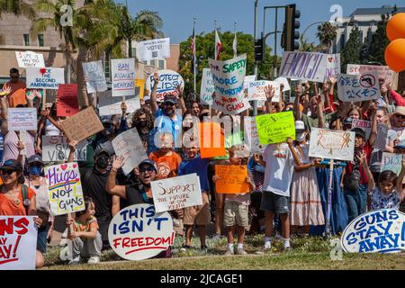 Marzo per il rally di vita a Culver City 11 2022 giugno, Los Angeles, California, USA Foto Stock