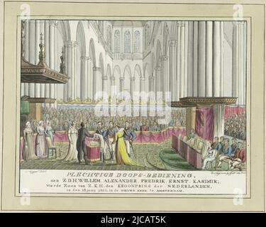 Battesimo di Ernst Casimir, Principe d'Orange-Nassau, 18 giugno 1822 nel Nieuwe Kerk di Amsterdam Ernst Casimir era il quarto figlio della successiva cerimonia battesimale olandese del re Guglielmo II e di Anna Paulowna, eseguita in una chiesa piena da don Dermout al centro, sono i membri della Casa reale, A destra i loro posti sullo sfondo sono gli ospiti invitati, il Battesimo di Ernst Casimir van Oranje-Nassau, 1822 Servizio battesimale solenne, a HDH William Alexander Fredrik Ernst Kasimir, quarto Figlio di HRH Principe Corona dei Paesi Bassi il 18 giugno 1822, nel Nieuwe Kerk di Amsterdam, produttore di stampe Foto Stock