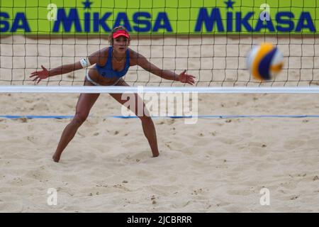 Roma, Italia. 11th giugno 2022. Bukovec/Brandie (Canada) durante i Campionati del mondo di Beach Volley (day2), Beach Volley a Roma, Italia, Giugno 11 2022 Credit: Independent Photo Agency/Alamy Live News Foto Stock