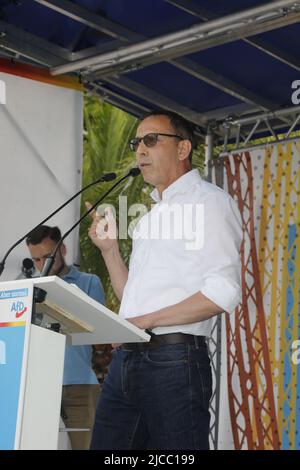 Jörg Urban beim Landratswahlkampf für Sebastian Wippel am Marienplatz. Görlitz, 11.06.2022 Foto Stock