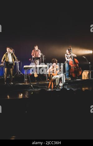 Guitarricadelafuente en su concierto de Zaragoza haciendo un esaurito en la Sala Mozart Foto Stock