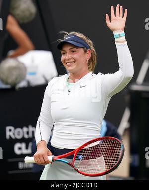 Donna Vekic reagisce contro Gabriela Lee il secondo giorno del Rothesay Classic Birmingham all'Edgbaston Priory Club. Data foto: Domenica 12 giugno 2022. Foto Stock