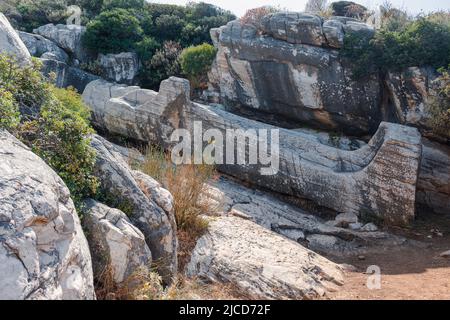 Il marmo incompiuto Kouros di Apollonas (chiamato anche il Colosso di Dioniso) sull'isola di Naxos Foto Stock