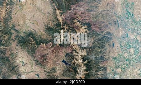 Antenna delle Montagne Rocciose, Colorado con Grand Lake e il lago Granby in fondo, centro Foto Stock