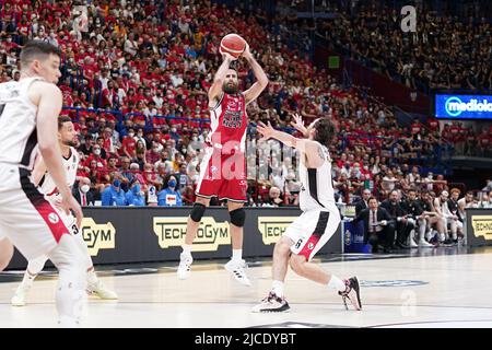 Milano, Italia. 12th giugno 2022. Gigi Datome (AX Armani Exchange Olimpia Milano) durante la gara 3 finale - AX Armani Exchange Milano vs Virtus Segafredo Bologna, Campionato Italiano di Basket A Serie a Milano, Italia, Giugno 12 2022 Credit: Independent Photo Agency/Alamy Live News Foto Stock