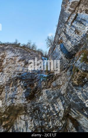 Cascata Vanturatoarea vicino bagni Herculane in Romania Foto Stock