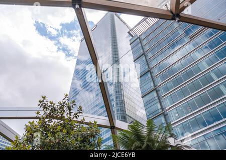 Crossrail Place Roof Garden nel quartiere finanziario di Canary Wharf Foto Stock