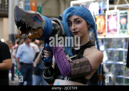 Torino, Italia. 11th giugno 2022. Torino Comics, mercato espositivo e espositivo del fumetto, nato nel 1994, che si svolge in primavera al Lingotto Fiere di Torino. (Foto di Daniela Parra Saiani/Pacific Press) Credit: Pacific Press Media Production Corp./Alamy Live News Foto Stock