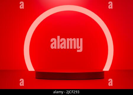 Piedistallo podio con luci rosse. Espositore di prodotti di lusso. 3d scena di rappresentazione con composizione di lampada ad anello rossa. Display a podio o a piedistallo vuoto Foto Stock