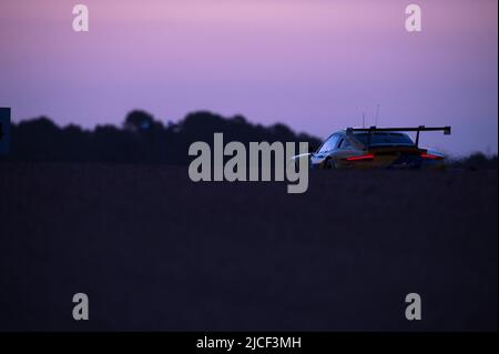 88 POORDAD Fred (usa), LINDSEY Patrick (usa), HEYLEN Jan (bel), Dempsey-Proton Racing, Porsche 911 RSR - 19, in azione durante la 2022 24 ore di le Mans, 3rd round del Campionato Mondiale di Endurance 2022 della FIA, sul circuito della Sarthe, dal 11 al 12 giugno 2022 a le Mans, Francia - Foto: Jan-patrick Wagner/DPPI/LiveMedia Foto Stock