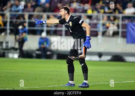 Florin Nita Romania portiere durante la Romania vs Finlandia , Bucarest 11.06.2022 , UEFA Nations League 2022,Cristi Stavri Foto Stock