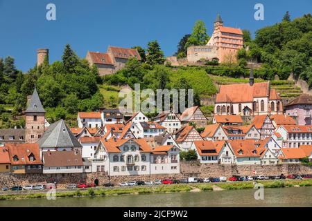 Città vecchia con castello e chiesa carmelitana, Hirschhorn am Neckar, Assia, Germania Foto Stock