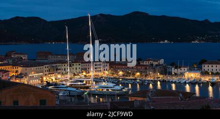 Centro storico e porto, Portoferraio, Isola d'Elba, Provincia di Livorno, Toscana, Italia Foto Stock