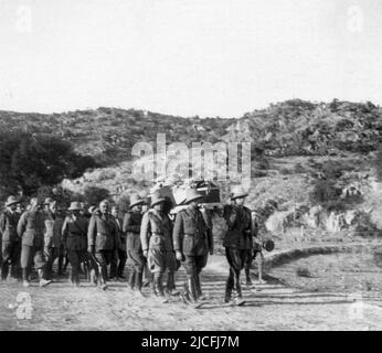 Etiopia, guerra di Etiopia 1935, Dessiè, funerale di un soldato italiano Foto Stock