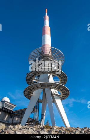 Altopiano di Brocken, albero di trasmissione, Brocken, Parco Nazionale Harz, Schierke, Sassonia-Anhalt, Germania Foto Stock