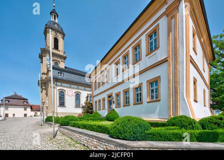 Mauritius chiesa, canonica, collina del castello, facciata della casa, architettura, Wiesentheid, Franconia, Baviera, Germania, Europa Foto Stock