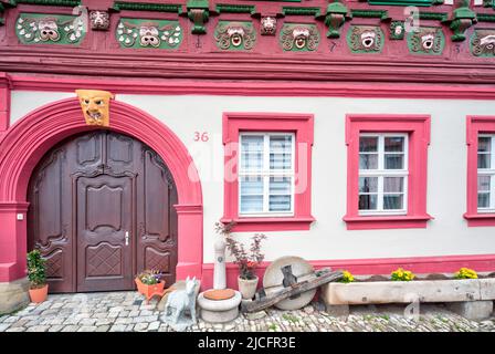 Legno a graticcio, facciata casa, primavera, Königsberg, Hassberge, Franconia, vista villaggio, Baviera, Germania, Europa Foto Stock