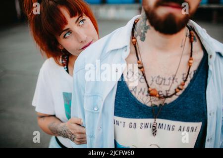 giovane coppia, fuori, ritratto Foto Stock