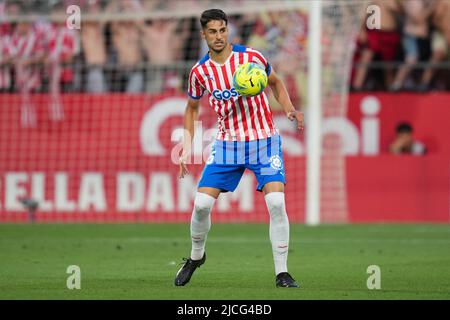 Girona, Spagna. 11 giugno 2022, Juanpe di Girona FC durante la lla Liga SmartBank disputata, finale, prima tappa, tra Girona FC e CD Tenerife disputata allo Stadio Montilivi il 11 giugno 2022 a Girona, Spagna. (Foto di Bagu Blanco / PRESSINPHOTO) Foto Stock