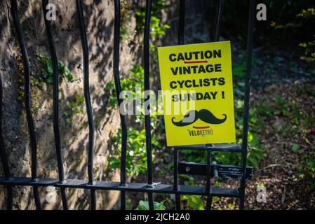 Firma al Veloretro Vintage Ciclismo evento, Ulverston, Cumbria, Regno Unito. Foto Stock