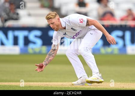 Nottingham, Regno Unito. 13th giugno 2022. Ben Stokes d'Inghilterra si è recato a Nottingham, Regno Unito il 6/13/2022. (Foto di Craig Thomas/News Images/Sipa USA) Credit: Sipa USA/Alamy Live News Foto Stock