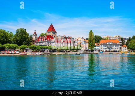 Chateau d'Ouchy o Castello di Ouchy è un antico castello medievale nella città di Losanna in Svizzera Foto Stock