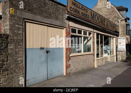 Vintage Shop Frontage, Frome, Somerset, Inghilterra, Regno Unito Foto Stock