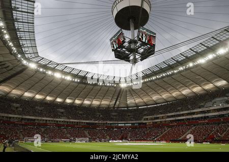 Lo stadio nazionale PGE Narodowy è stato raffigurato prima di una partita di calcio tra la Polonia e la nazionale belga The Red Devils, martedì 14 giugno 2022 a Varsavia, in Polonia, la quarta partita (su sei) della Nations League A fase di gruppo. BELGA FOTO BRUNO FAHY Foto Stock