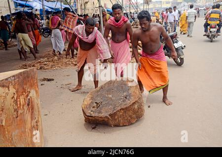 lavori di costruzione in legno a puri odisha india Foto Stock