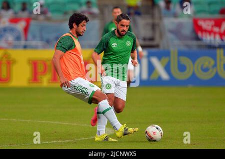 Salvador, Bahia, Brasile. 14th giugno 2022. (INT) Campionato brasiliano di Calcio - seconda Divisione: Bahia vs Chapecoense. 14 giugno 2022, Salvador, Bahia, Brasile: Partita di calcio tra Bahia e Chapecoense, valida per il round 12th del Campionato brasiliano di calcio - seconda Divisione, che si tiene all'Arena Fonte Nova Stadium, a Salvador, Bahia, martedì (14). Il team Chapecoense ha vinto la partita con il punteggio di 1-0, con un gol segnato da Chrystian. Credit: Walmir Cirne/Thenews2 (Credit Image: © Walmir Cirne/TheNEWS2 via ZUMA Press Wire) Foto Stock