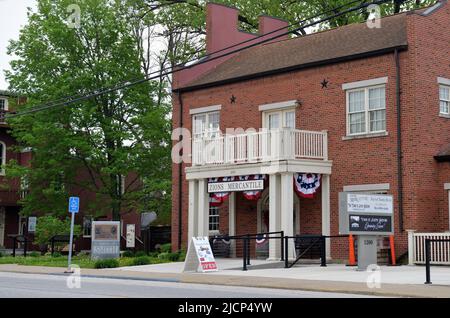 Nauvoo, Illinois, Stati Uniti. L'edificio Mercantile, ricostruito nel 2006, è modellato sulla storica casa di Heber C. Kimball a Nauvoo. Foto Stock