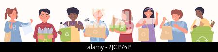 I bambini proteggono l'ambiente set, tengono scatole e sacchetti con il simbolo di riciclaggio illustrazione vettoriale. I bambini cartoon gettano e smistano i rifiuti in contenitori isolati su bianco. Zero stile di vita di spreco, concetto di ecologia Illustrazione Vettoriale