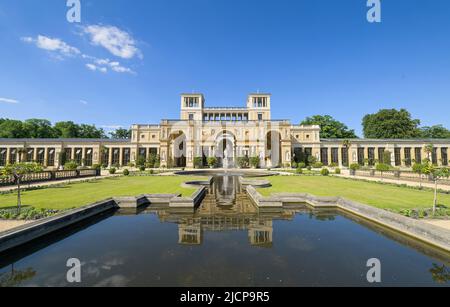 Orangerieschloss, Schloßpark Sanssouci, Potsdam, Brandeburgo, Germania Foto Stock