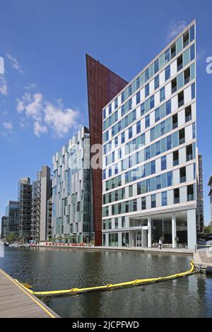 Il nuovo sviluppo di Merchant Square sul Canal Basin Grand Union, Paddington, Londra, Regno Unito Foto Stock