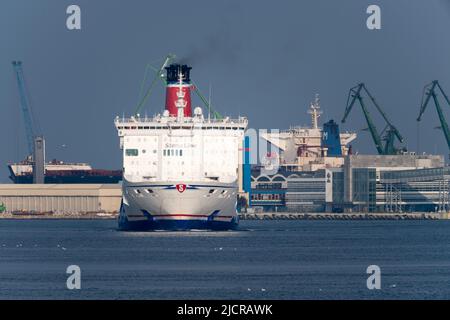 Stena Spirit, grande cruiseferry di proprietà di Stena Line, in Gdynia, Polonia © Wojciech Strozyk / Alamy Stock Photo Foto Stock