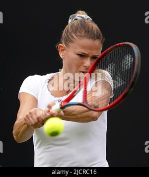 Camila Giorgi in Italia contro Tereza Martincova della Repubblica Ceca (non raffigurata) il quinto giorno del Rothesay Classic Birmingham all'Edgbaston Priory Club. Data foto: Mercoledì 15 giugno 2022. Foto Stock