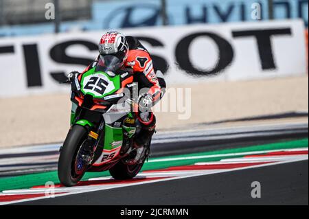 Misano Adriatico, Italia. 10th giugno 2022. Prove libere e Qualifiche, World Superbike - SBK a Misano Adriatico, Italy, June 10 2022 Credit: Independent Photo Agency/Alamy Live News Foto Stock