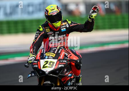 Misano Adriatico, Italia. 10th giugno 2022. Prove libere e Qualifiche, World Superbike - SBK a Misano Adriatico, Italy, June 10 2022 Credit: Independent Photo Agency/Alamy Live News Foto Stock