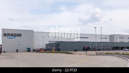 Il nuovo Centro di adempimento Amazon a Symmetry Park a Darlington, Inghilterra, Regno Unito Foto Stock