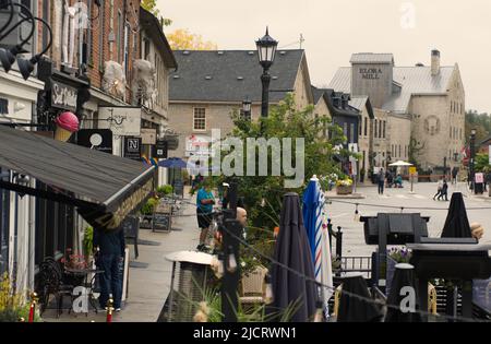 La città di Elora e l'Elora Mill Hotel and Spa, Ontario, Canada. Foto Stock