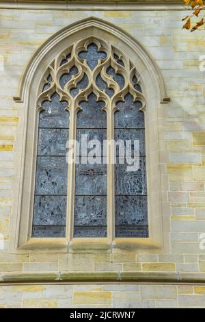 PRINCETON, NJ USA - NOVENBER 12, 2019: windows ed elementi di architettura nell'edificio didattico. Princeton University, Princeton, New Jersey U. Foto Stock