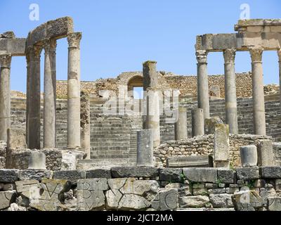 Vista parziale delle rovine di Dougga - Tunisia Foto Stock