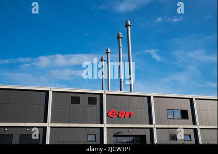 03.06.2022, Berlino, Germania, Europa - la centrale EZO Ost dell'aeroporto internazionale di Berlino-Brandeburgo BER 'Willy Brandt', gestita da e-ON. Foto Stock