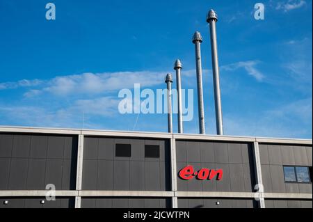 03.06.2022, Berlino, Germania, Europa - la centrale EZO Ost dell'aeroporto internazionale di Berlino-Brandeburgo BER 'Willy Brandt', gestita da e-ON. Foto Stock