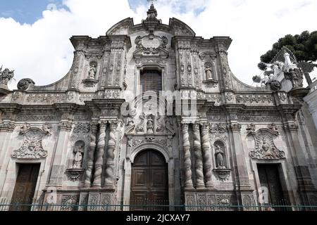 Chiesa dei Gesuiti (Iglesia de la Compania de Jesus), patrimonio dell'umanità dell'UNESCO, Quito, Ecuador, Sud America Foto Stock