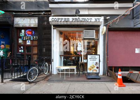 Coffee Project NY, 239 e 5th St, New York, foto del negozio di New York di una caffetteria nell'East Village di Manhattan Foto Stock