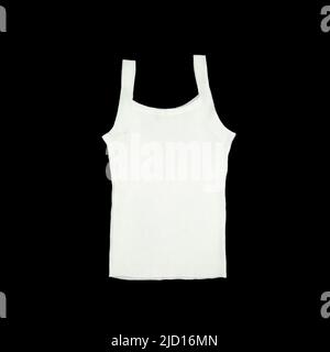 Maglia piatta bianca a forma di gilet su sfondo nero con luce da studio. Tracciati di ritaglio. Foto Stock