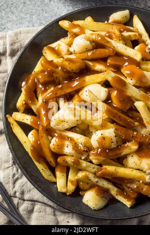 Fritture alla francese di formaggio con sugo di carne e formaggi fatti in casa Foto Stock